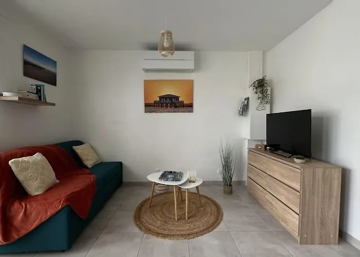 Studio Tout Confort + Terrasse