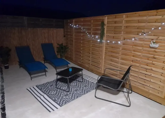 Studio Tout Confort + Terrasse