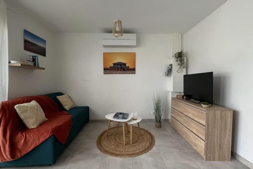 Confort + Terrasse * Gujan-Mestras